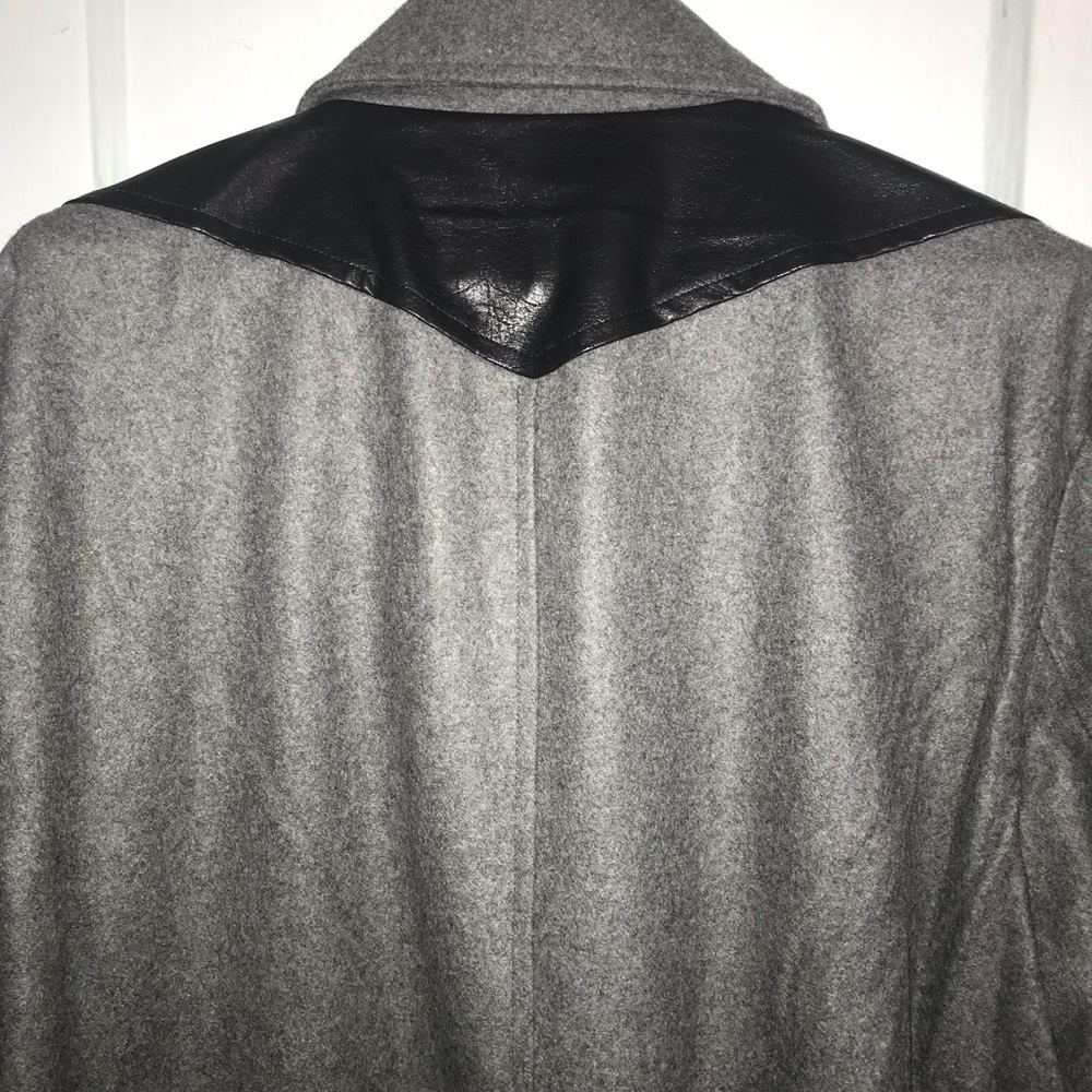 Women’s Wool Winter Coat - Picture 6 of 15
